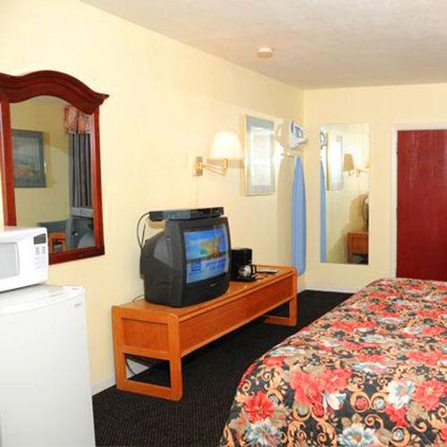 Valley Inn - Lebanon Oregon Room photo