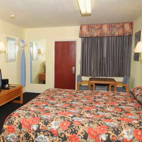 Valley Inn - Lebanon Oregon Room photo